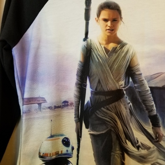 ⭐ Heruniverse Star Wars Force Awakens Tee | XS 🚀 - Picture 3 of 6